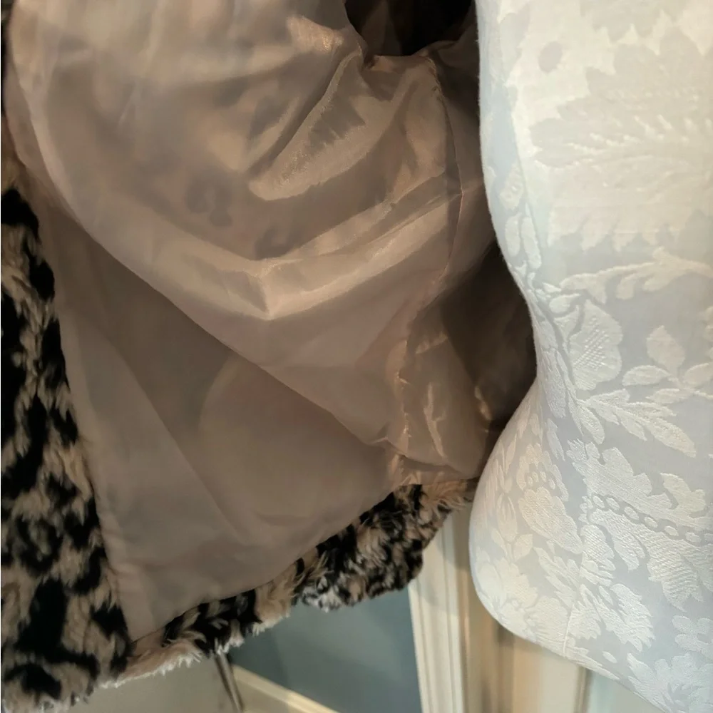 Animal Print Coat - Picture 11 of 13